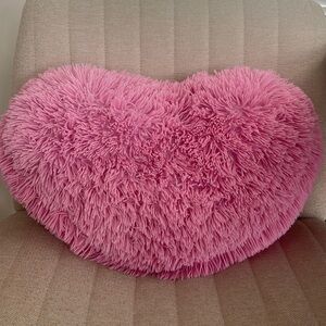 Fuzzy heart shaped pillow 💘